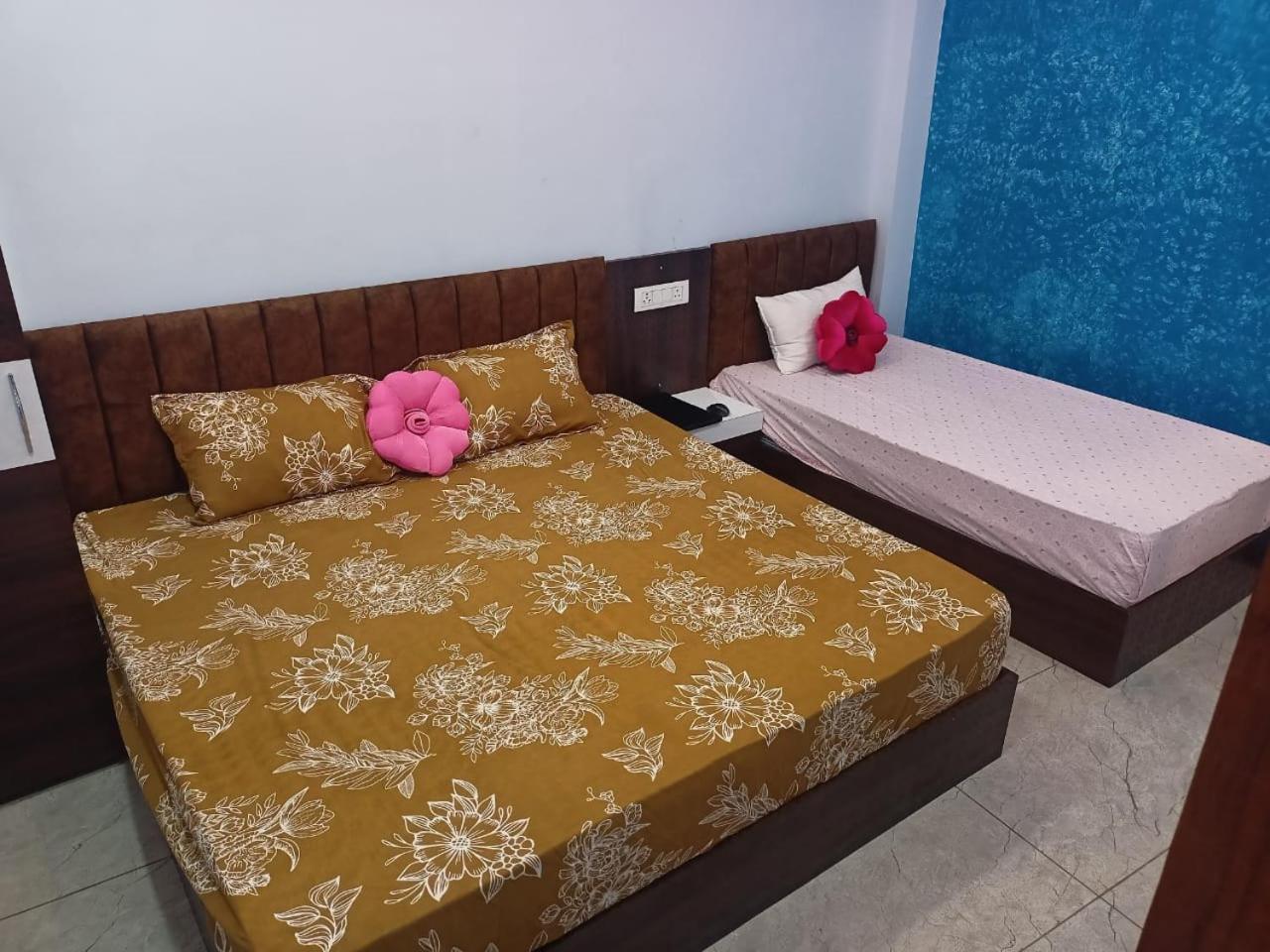 Anant Home Stay Ujjain Bagian luar foto